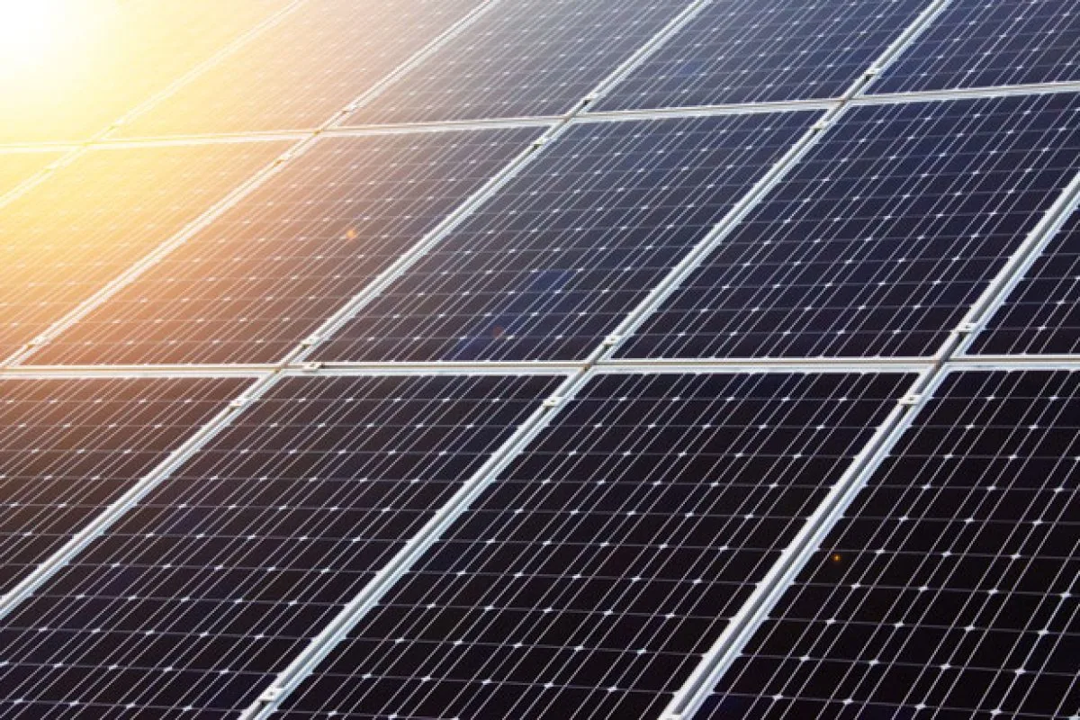 How To Sell Solar Panels Online